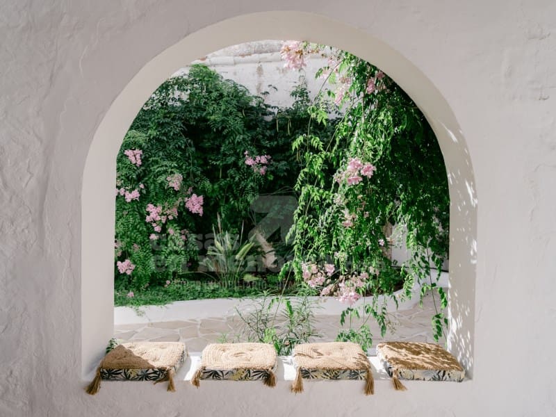 5 soveværelse Villa til salg i Es Castell med swimmingpool - € 1.200.000 (Ref: 9738396)