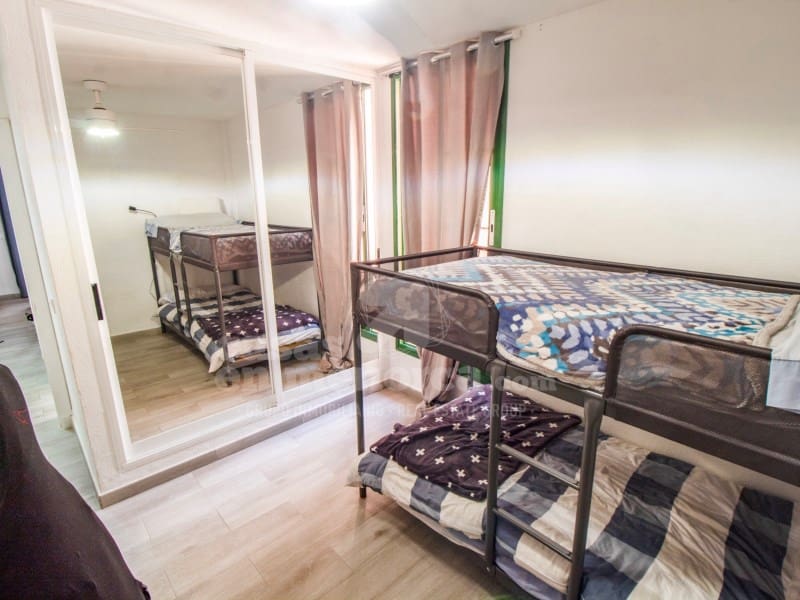 2 sovrum Lägenhet till salu i Es Castell med pool - 320 000 € (Ref: 9761830)