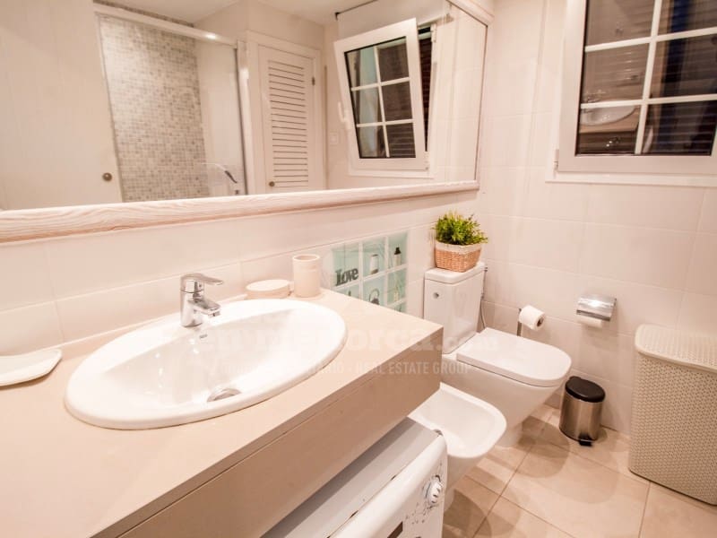 2 soveværelse Lejlighed til salg i Alayor / Alaior med swimmingpool - € 320.000 (Ref: 9780415)