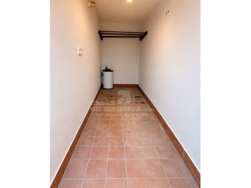 4 soveværelse Lejlighed til salg i Es Castell - € 425.000 (Ref: 9783234)