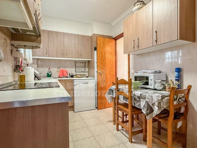 4 sypialnia Mieszkanie na sprzedaż w Es Castell - 359 000 € (Ref: 9794393)