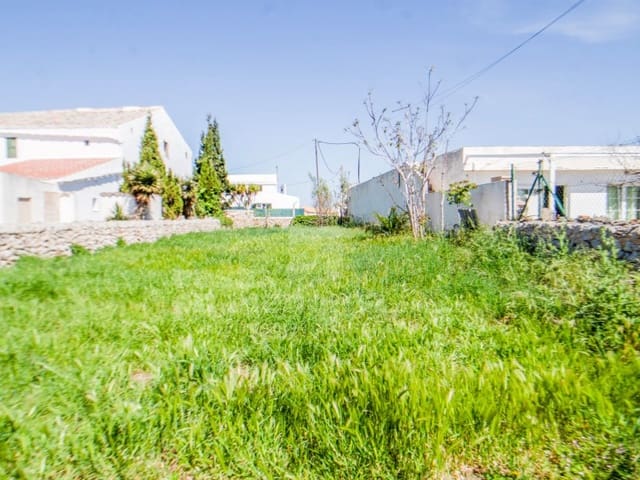 Building Plot for sale in Es Canutells, Mahón / Maó - € 180,000 (Ref: 9804160)