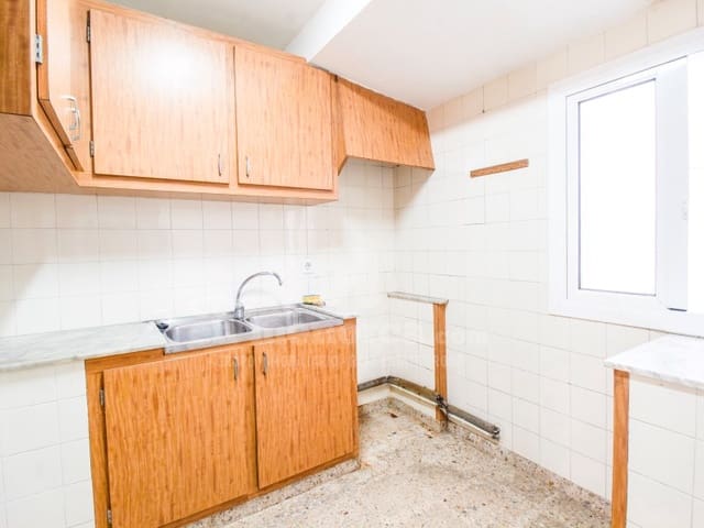 Casa de 3 habitaciones en Mahón / Maó en venta - 290.000 € (Ref: 9804161)