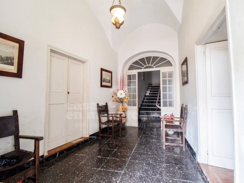 8 sypialnia Dom na sprzedaż w Mahon / Mao - 2 100 000 € (Ref: 9807876)