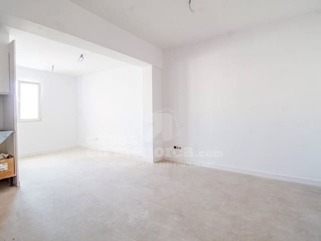 3 slaapkamer Flat te koop in Mahón / Maó - € 320.000 (Ref: 9807877)