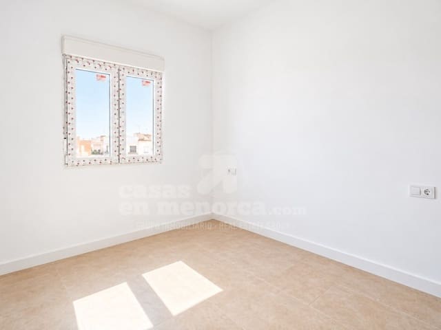 3 Zimmer Wohnung zu verkaufen in Mahón / Maó - 320.000 € (Ref: 9807877)