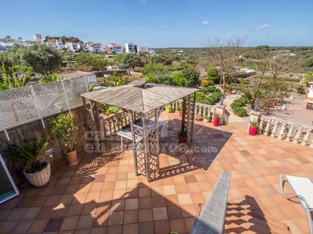 3 makuuhuone Omakotitalo myytävänä paikassa Alayor / Alaior mukana uima-altaan 
autotalli - 1 275 000 € (Ref: 9807879)