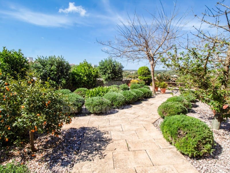 3 makuuhuone Omakotitalo myytävänä paikassa Alayor / Alaior mukana uima-altaan 
autotalli - 1 275 000 € (Ref: 9807879)