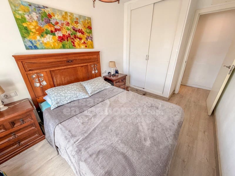 2 bedroom Apartment for sale in Ciutadella de Menorca - € 350,000 (Ref: 9824863)