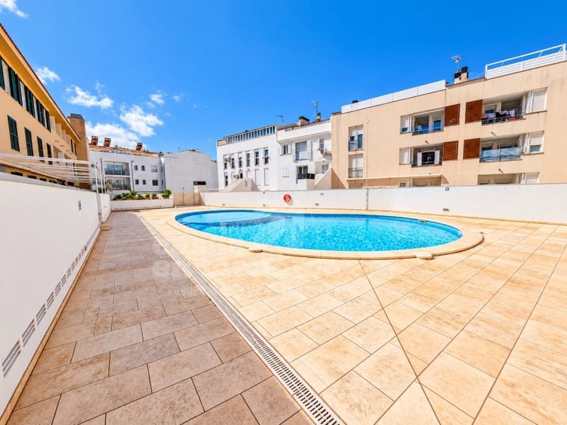 2 chambre Appartement à vendre à Ciutadella de Menorca avec piscine garage - 310 000 € (Ref: 9824863)