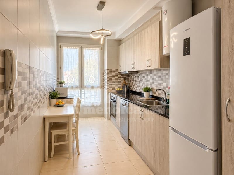 2 chambre Appartement à vendre à Ciutadella de Menorca avec piscine garage - 310 000 € (Ref: 9824863)