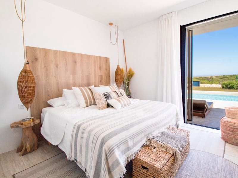 4 bedroom Villa for sale in Cales Piques with pool - € 2,050,000 (Ref: 9836218)