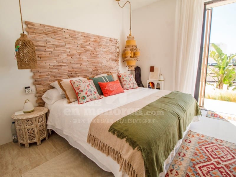 4 bedroom Villa for sale in Cales Piques with pool - € 2,050,000 (Ref: 9836218)