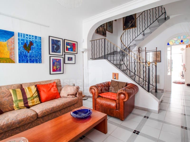 6 Zimmer Haus zu verkaufen in Es Mercadal - 990.000 € (Ref: 9842781)