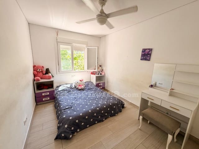 4 Zimmer Wohnung zu verkaufen in Ciutadella, Ciutadella de Menorca - 425.000 € (Ref: 9845280)