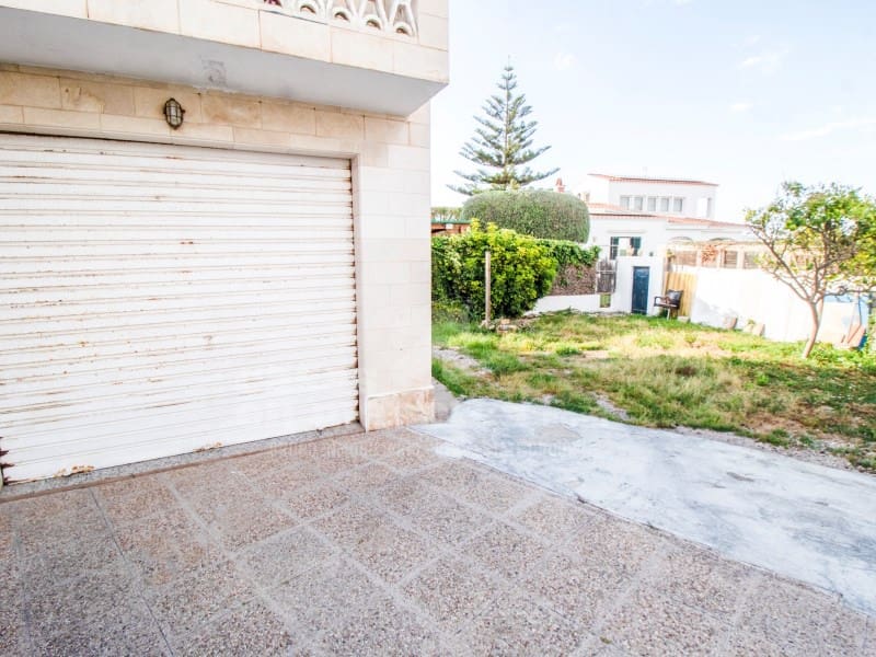5 soveværelse Villa til salg i Es Castell med swimmingpool garage - € 1.700.000 (Ref: 9851009)