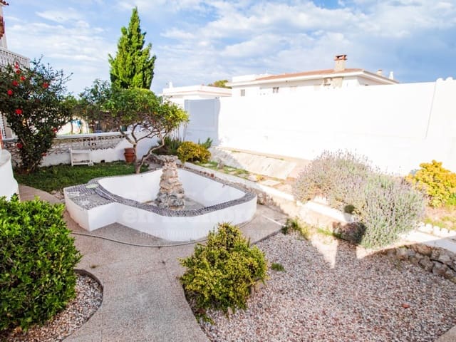 5 soveværelse Villa til salg i Es Castell med swimmingpool garage - € 1.700.000 (Ref: 9851009)