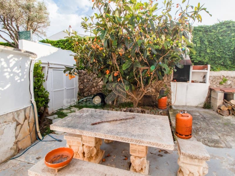 5 soveværelse Villa til salg i Es Castell med swimmingpool garage - € 1.700.000 (Ref: 9851009)