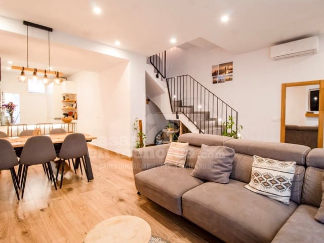 3 sypialnia Dom na sprzedaż w Mahón / Maó - 430 000 € (Ref: 9851010)
