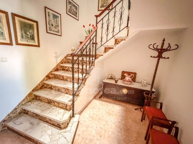 6 soveværelse Byhus til salg i Ciutadella de Menorca - € 780.000 (Ref: 9855438)