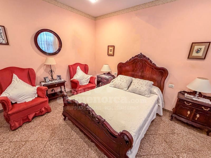 6 soveværelse Byhus til salg i Ciutadella de Menorca - € 780.000 (Ref: 9855438)