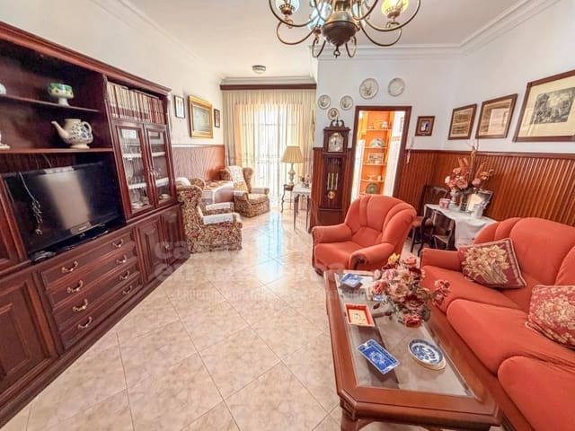 6 soveværelse Byhus til salg i Ciutadella, Ciutadella de Menorca - € 780.000 (Ref: 9855438)