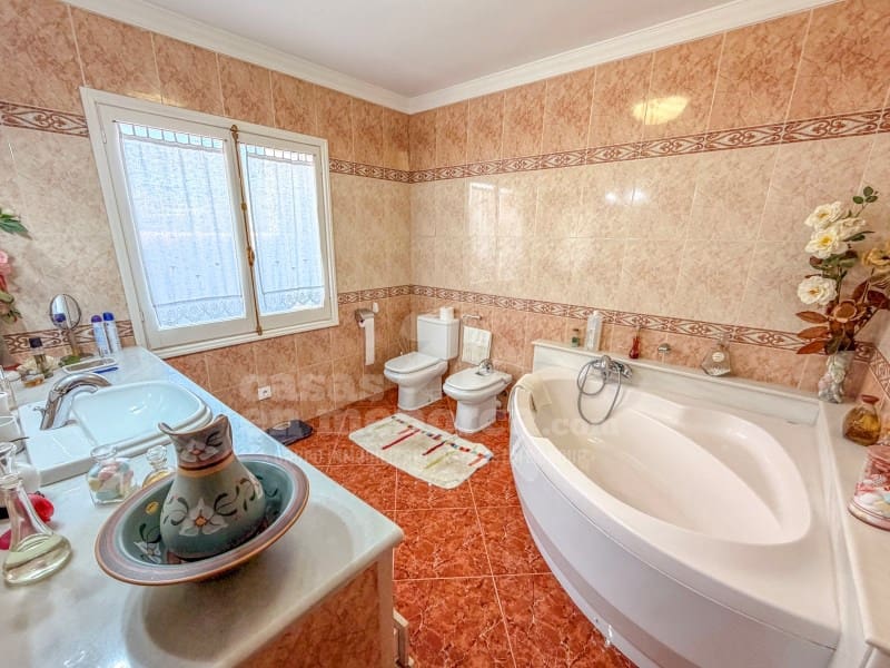 3 bedroom Townhouse for sale in Ciutadella de Menorca with garage - € 530,000 (Ref: 9859715)