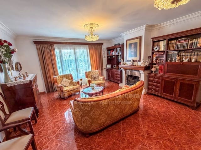 3 sypialnia Dom na sprzedaż w Ciutadella, Ciutadella de Menorca z garażem - 530 000 € (Ref: 9859715)