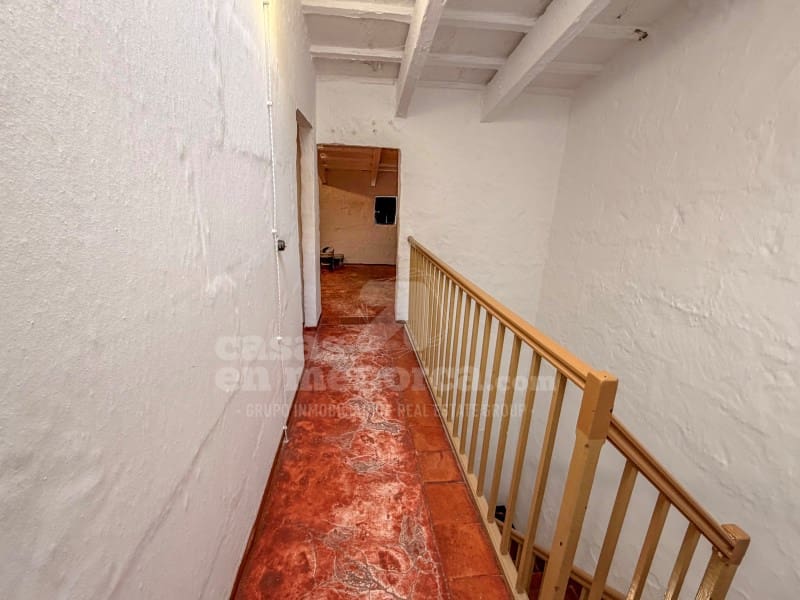 6 bedroom Townhouse for sale in Ciutadella de Menorca with garage - € 695,000 (Ref: 9861715)