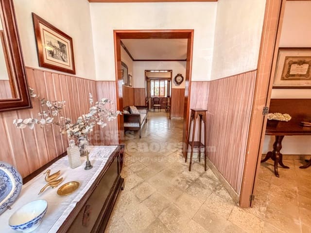 6 makuuhuone Omakotitalo myytävänä paikassa Ciutadella, Ciutadella de Menorca mukana 
autotalli - 695 000 € (Ref: 9861715)