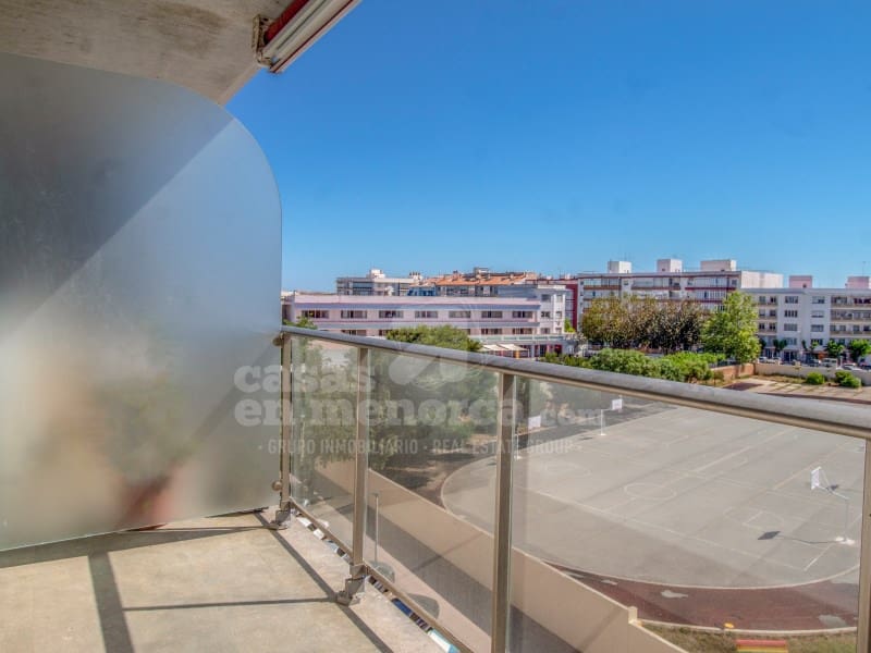 4 chambre Penthouse à vendre à Mahon / Mao avec piscine - 472 900 € (Ref: 9865006)