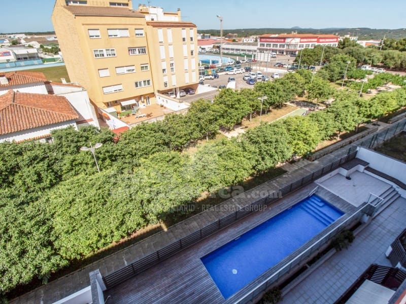 4 chambre Penthouse à vendre à Mahon / Mao avec piscine - 472 900 € (Ref: 9865006)
