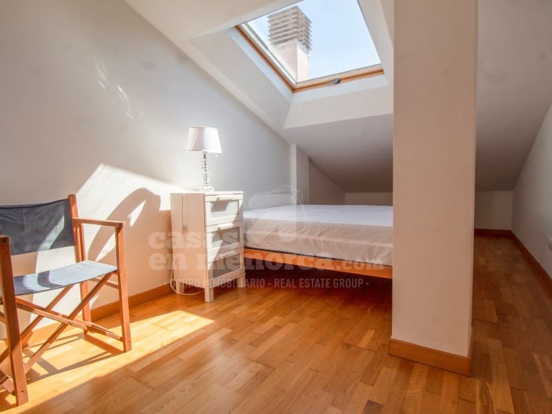 4 chambre Penthouse à vendre à Mahon / Mao avec piscine - 472 900 € (Ref: 9865006)