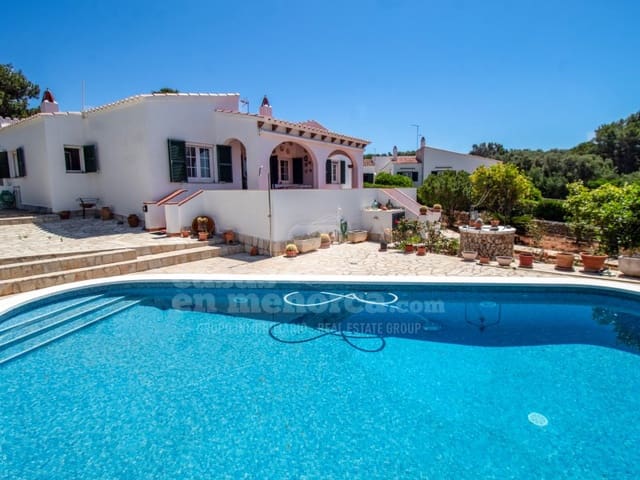 4 soveværelse Villa til salg i Binibeca, San Luis / Sant Lluís med swimmingpool garage - € 745.000 (Ref: 9866806)