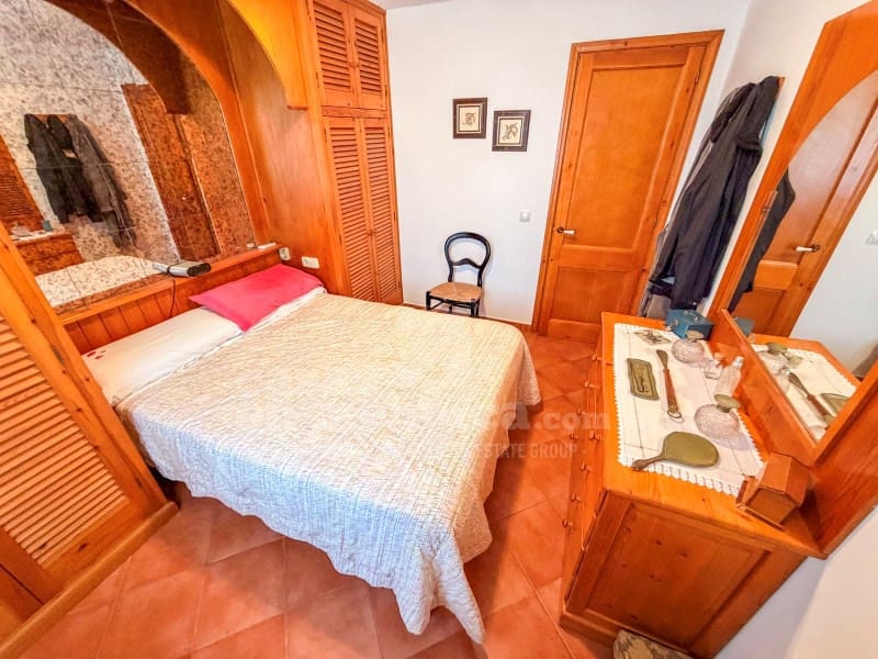 3 sovrum Finca/Hus på landet till salu i Cala Blanca med garage - 835 000 € (Ref: 9868431)