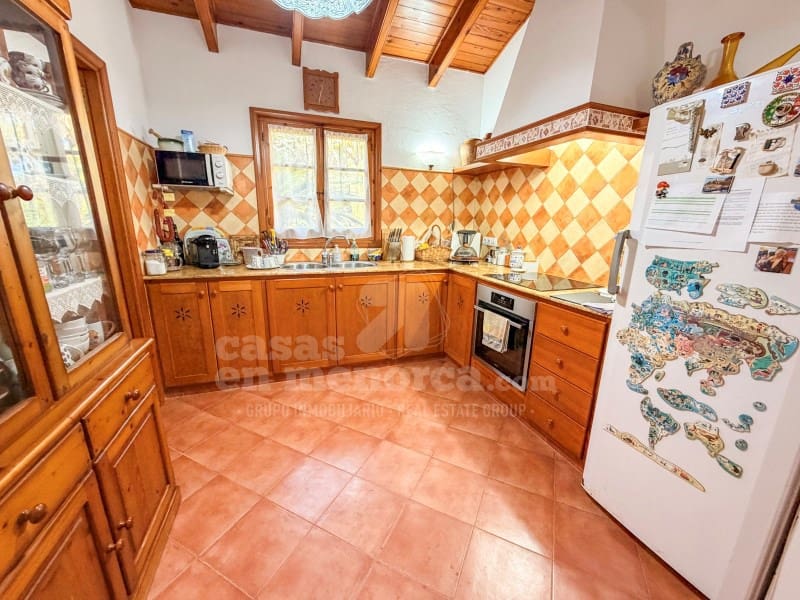 3 sovrum Finca/Hus på landet till salu i Cala Blanca med garage - 835 000 € (Ref: 9868431)