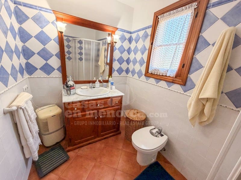 3 sovrum Finca/Hus på landet till salu i Cala Blanca med garage - 835 000 € (Ref: 9868431)