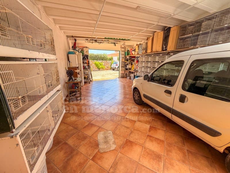 3 sovrum Finca/Hus på landet till salu i Cala Blanca med garage - 835 000 € (Ref: 9868431)