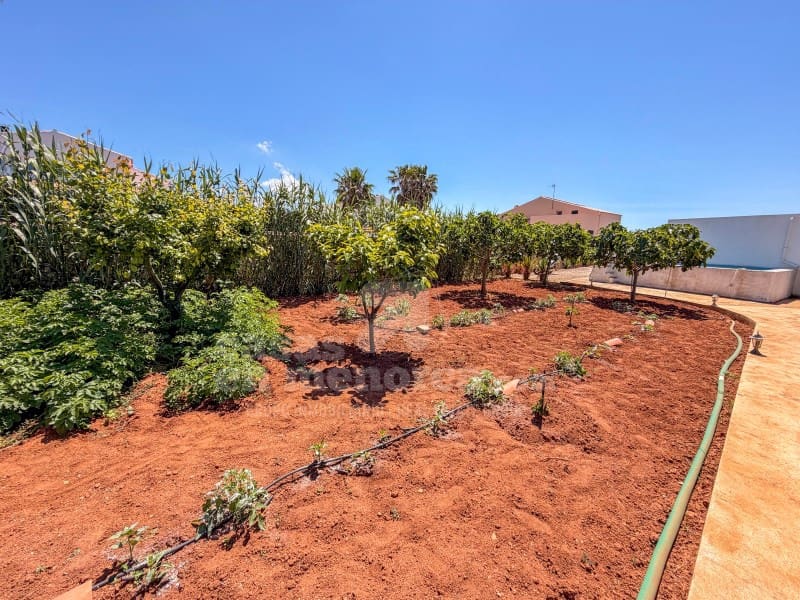 3 sovrum Finca/Hus på landet till salu i Cala Blanca med garage - 835 000 € (Ref: 9868431)
