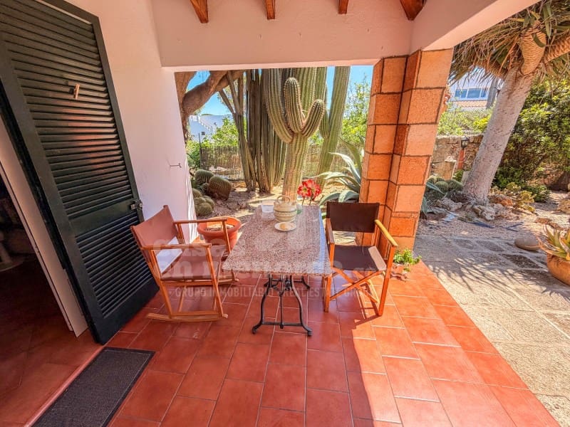 3 sovrum Finca/Hus på landet till salu i Cala Blanca med garage - 835 000 € (Ref: 9868431)
