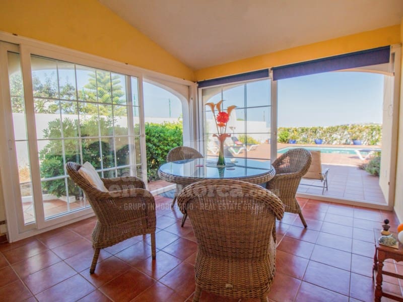 3 slaapkamer Villa te koop in Cala Llonga met zwembad garage - € 650.000 (Ref: 9873131)