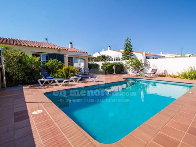 3 slaapkamer Villa te koop in Cala Llonga, Mahón / Maó met zwembad garage - € 650.000 (Ref: 9873131)