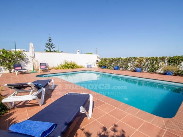 3 slaapkamer Villa te koop in Cala Llonga, Mahón / Maó met zwembad garage - € 650.000 (Ref: 9873131)