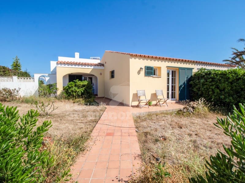 3 slaapkamer Villa te koop in Cala Llonga met zwembad garage - € 650.000 (Ref: 9873131)