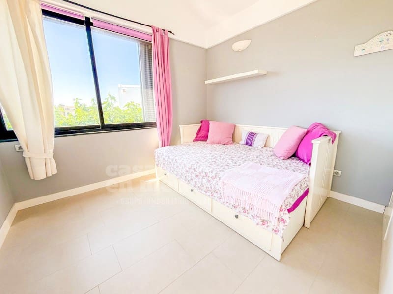 3 slaapkamer Villa te koop in Cala Blanca met zwembad garage - € 890.000 (Ref: 9875914)
