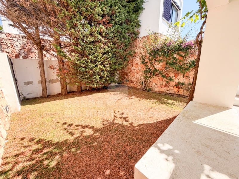 3 slaapkamer Villa te koop in Cala Blanca met zwembad garage - € 890.000 (Ref: 9875914)