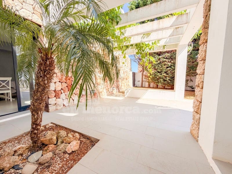 3 slaapkamer Villa te koop in Cala Blanca met zwembad garage - € 890.000 (Ref: 9875914)