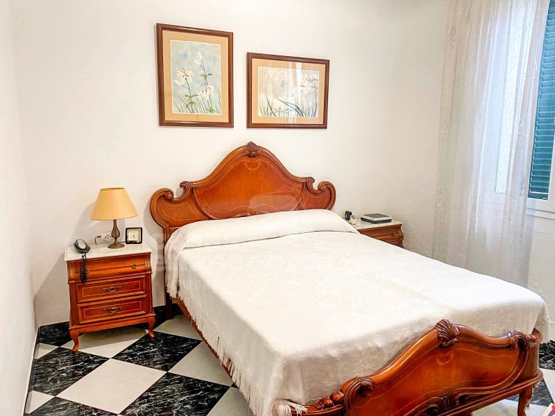 2 bedroom Townhouse for sale in Es Castell - € 398,000 (Ref: 9878787)
