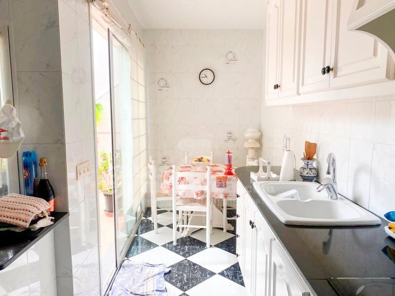 2 bedroom Townhouse for sale in Es Castell - € 398,000 (Ref: 9878787)