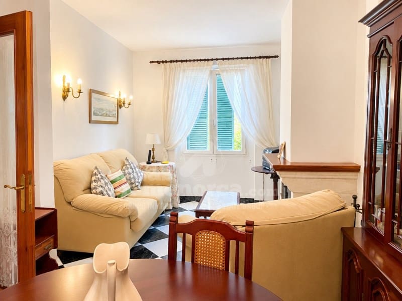 2 quarto Casa em Banda para venda em Es Castell - 398 000 € (Ref: 9878787)